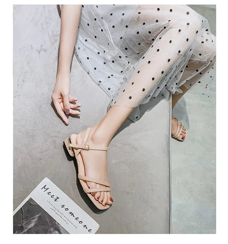 Sandals Ladies Square Heel Elegant Summer Slippers Gladiator Leather Ladies Slippers Fashion Ladies Sandals