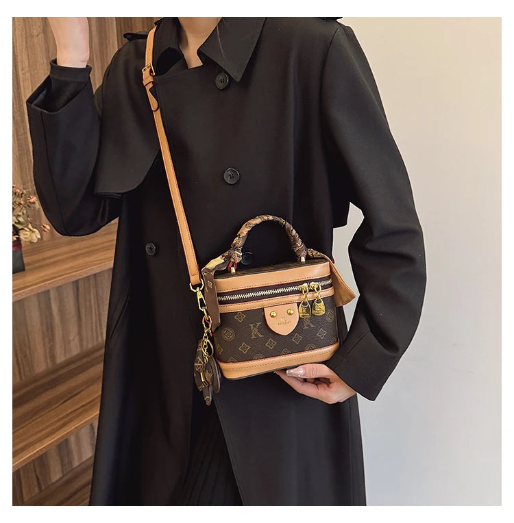 Spacious Leather Tote Bag For Ladies Luxury Designer Inspired Handbag Women Work Travel Essential Classic Bag