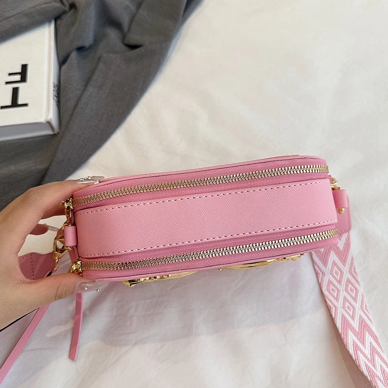Ladies Handbag in Leather with Detachable Strap - Versatile Shoulder or Crossbody Bag Elegant Functionality