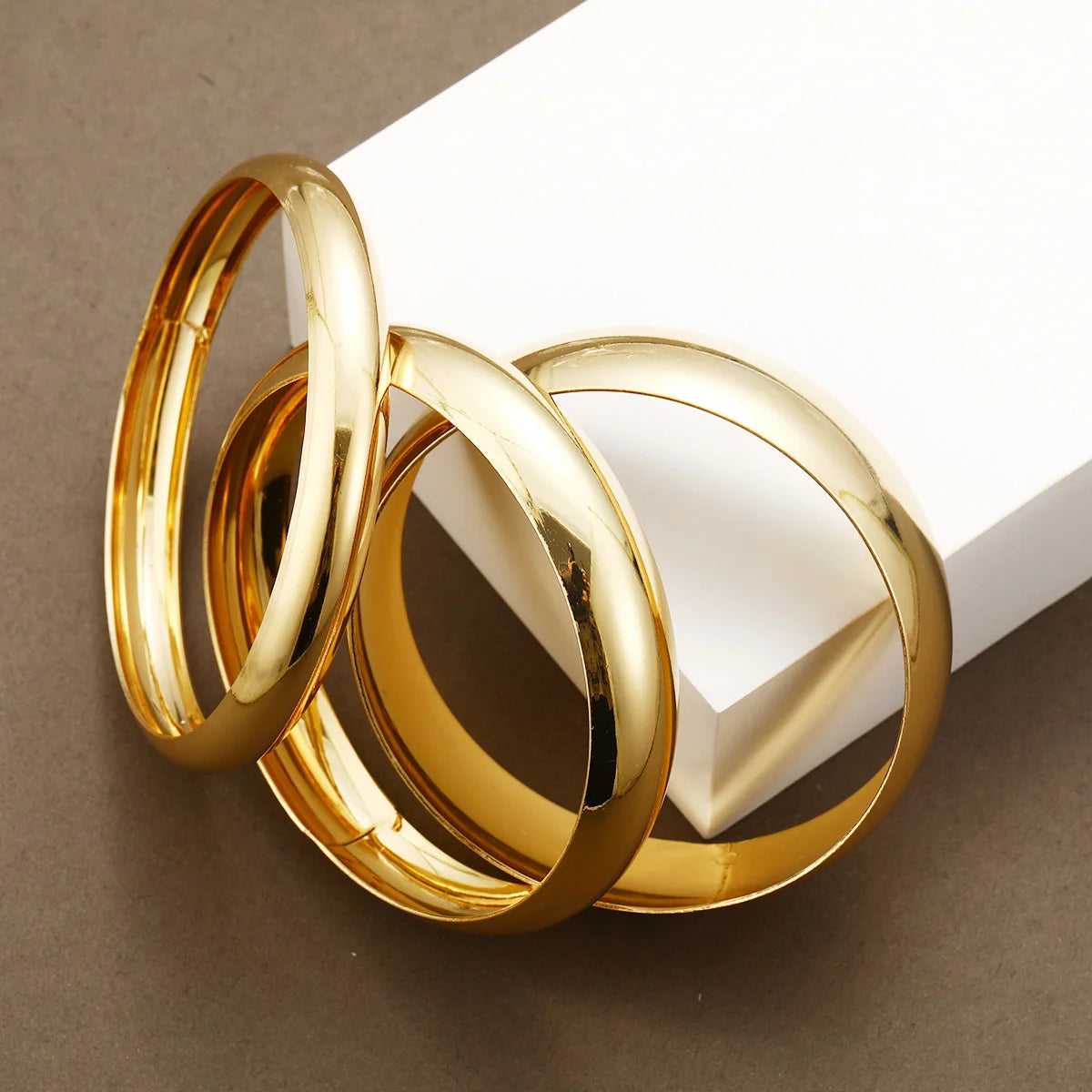 3 Pcs/Set Classic Gold Color Wide Bangles for Women Exaggerated Heavy Metal Big Bracelet Luxury Wedding Jewelry Accessories 2025