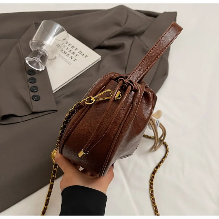 Ladies 2025 Designer Cloud Bag Pleated Chain Crossbody Bag Luxury Convertible Shoulder Bag Event