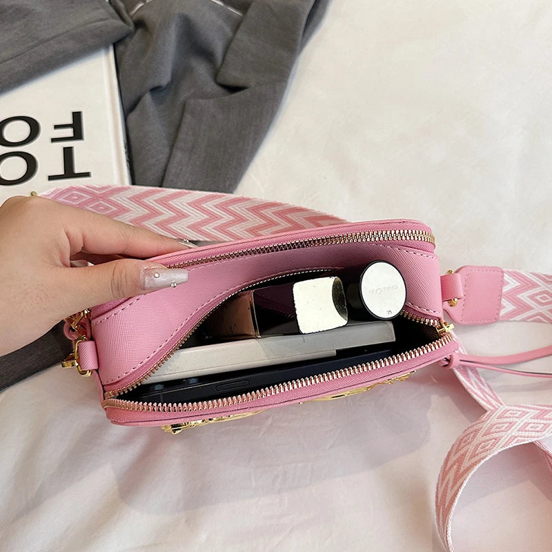 Ladies Handbag in Leather with Detachable Strap - Versatile Shoulder or Crossbody Bag Elegant Functionality