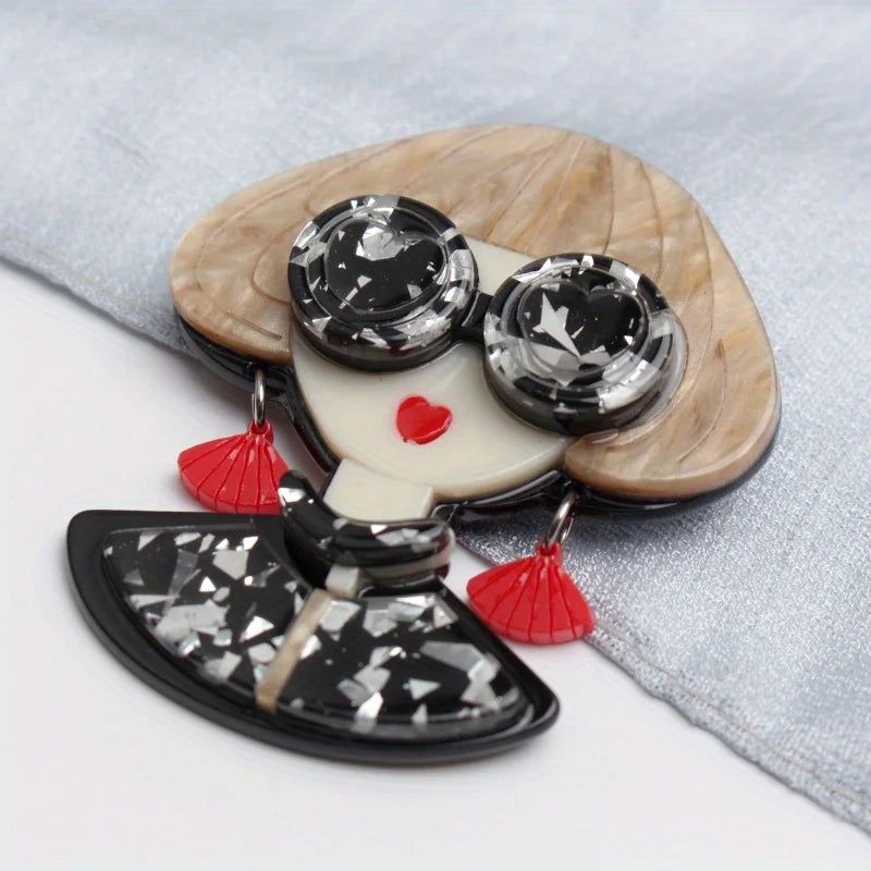 Fashion Design Ladies Element Brooch Personality Temperament Elegant Ladies Pin Accessory Gift