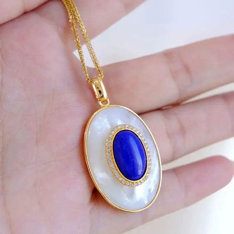 Original retro artificial fritillary inlaid lapis lazuli pendant ladies elegant simple high-end necklace jewelry for girlfriend