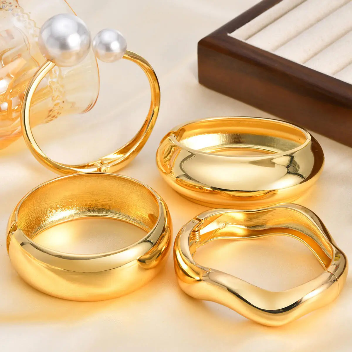 Simple Geometric Openable Chunky Bangles for Women, Statement Wrist Bracelet, Gold Plated Party Stackable Jewelry