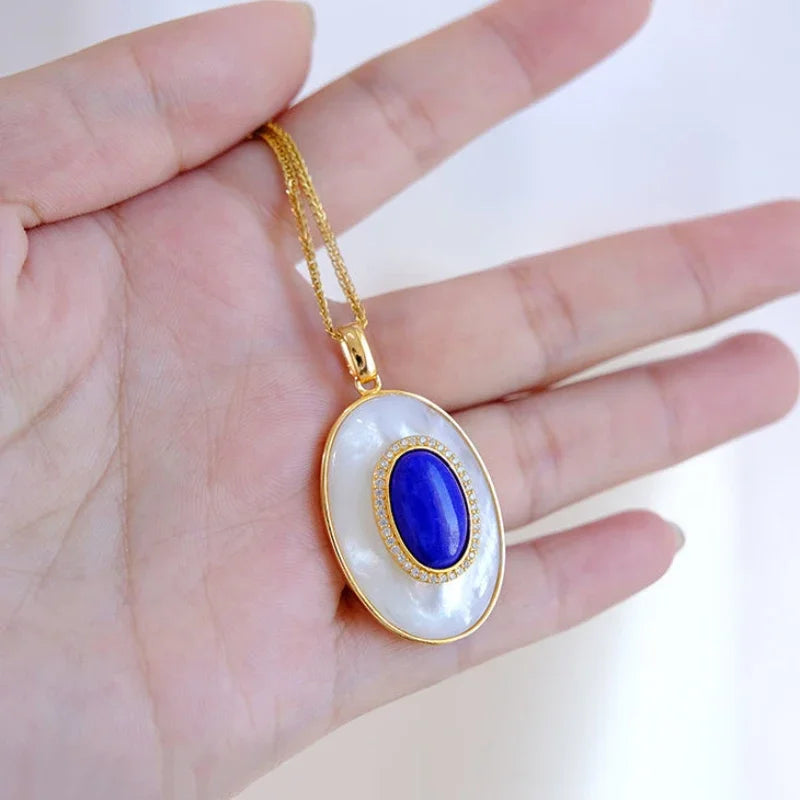 Original retro artificial fritillary inlaid lapis lazuli pendant ladies elegant simple high-end necklace jewelry for girlfriend