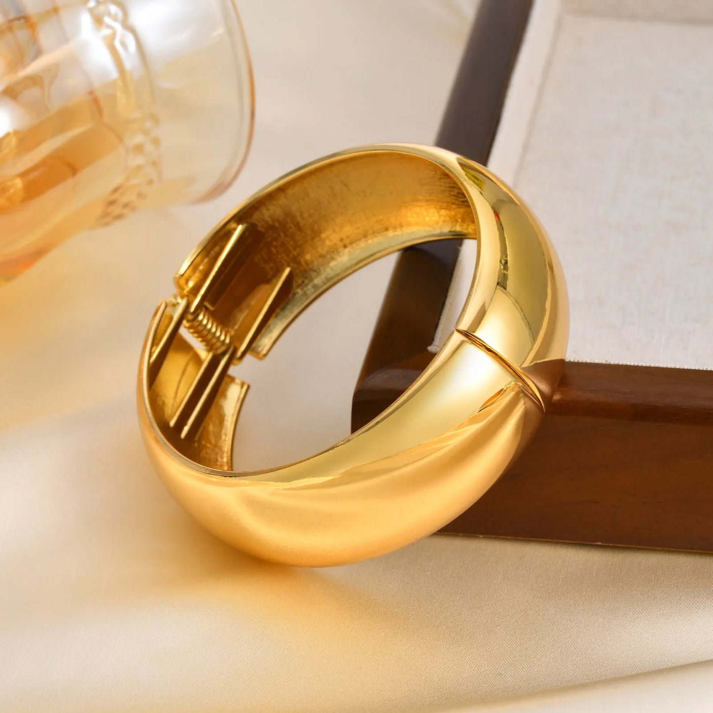 Simple Geometric Openable Chunky Bangles for Women, Statement Wrist Bracelet, Gold Plated Party Stackable Jewelry