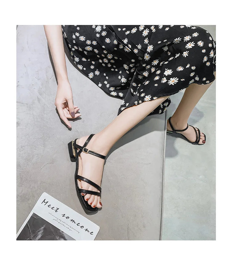 Sandals Ladies Square Heel Elegant Summer Slippers Gladiator Leather Ladies Slippers Fashion Ladies Sandals