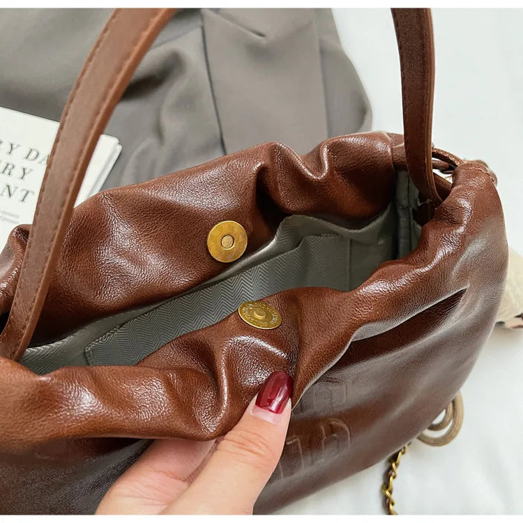 Ladies 2025 Designer Cloud Bag Pleated Chain Crossbody Bag Luxury Convertible Shoulder Bag Event