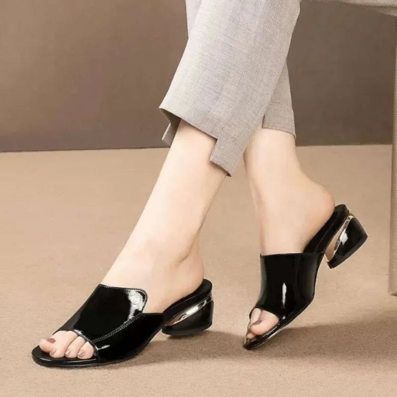 Woman Slippers Fashion Sandals Open Toe Shoes for Women Outside Slides Designer Luxury Chic and Elegant Shoe Wholesale Unique 39