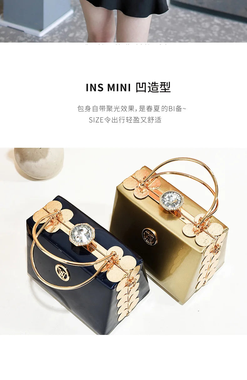 Quality Luxury Lady Messenger Bag Diamond Ladies Handbags Patent Leather Ladies Shoulder Bag Ladies Clutches Wedding Party Bags