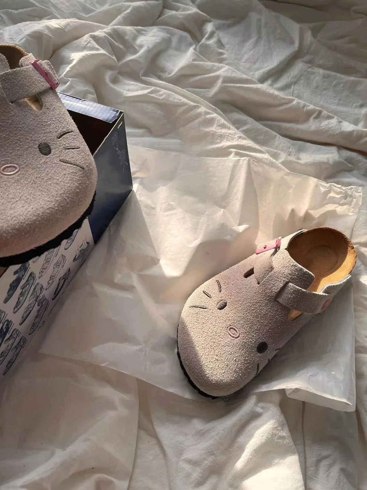Hello Kitty Girl Slippers Sanrio Cute Anime Summer Female Thick Sole Flat Shoes Sweet Cartoon Outdoor Anti Slip Slippers Gifts