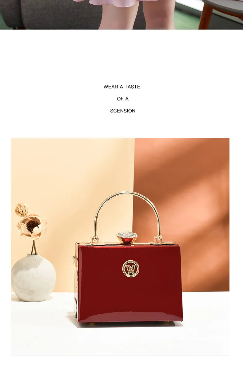 Quality Luxury Lady Messenger Bag Diamond Ladies Handbags Patent Leather Ladies Shoulder Bag Ladies Clutches Wedding Party Bags