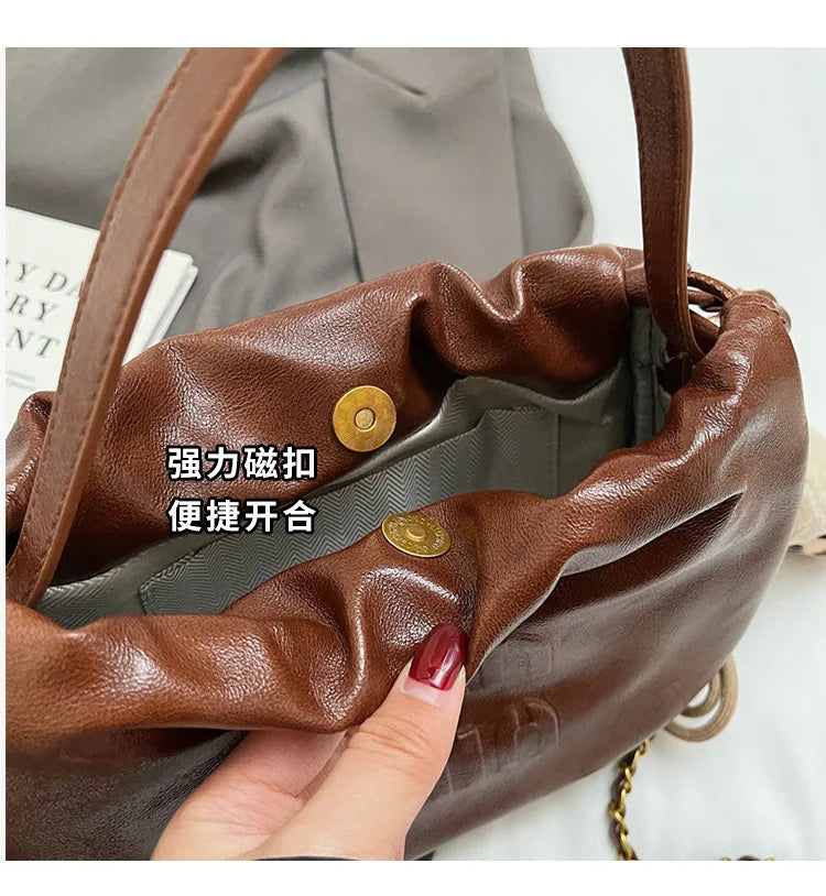 Ladies 2025 Designer Cloud Bag Pleated Chain Crossbody Bag Luxury Convertible Shoulder Bag Event