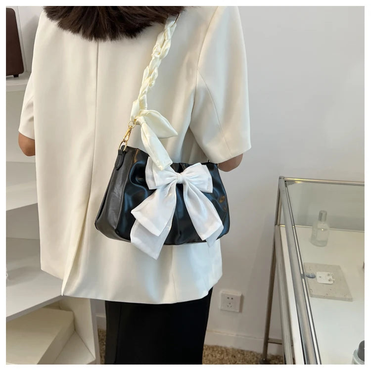 Lovely Bow Handbags for Girls Ladies Fashion Pleated Shoulder Bags for Women Simple Design Female Underarm Bag Casual Tote Purse