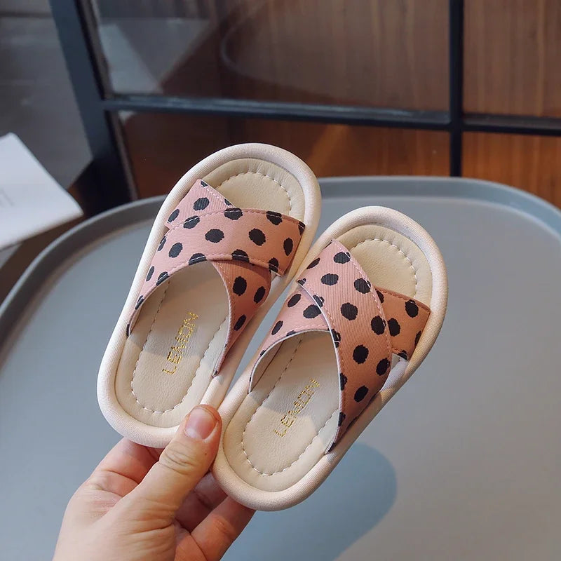 Girl House Slippers Soft Soled Summer Indoor Slippers for Children Fashion Polka Dot Versatile Kids Causal Open-toe Causal Shoes