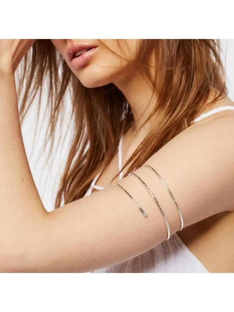 Upper Arm Bracelet Metal Coil Swirl Spiral Shape Armband Cuff Fashion Simple Arm Bangle Armlet Adjustable for Women Girl