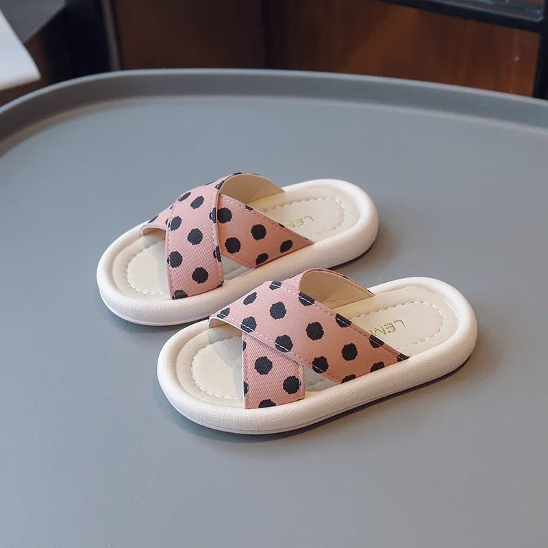 Girl House Slippers Soft Soled Summer Indoor Slippers for Children Fashion Polka Dot Versatile Kids Causal Open-toe Causal Shoes