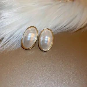 Elliptical Imitation Pearl Jewelry Set For Women Gentle Atmospheric Collarbone Chain High-end Alloy Jewelry Set Accessory Gifts