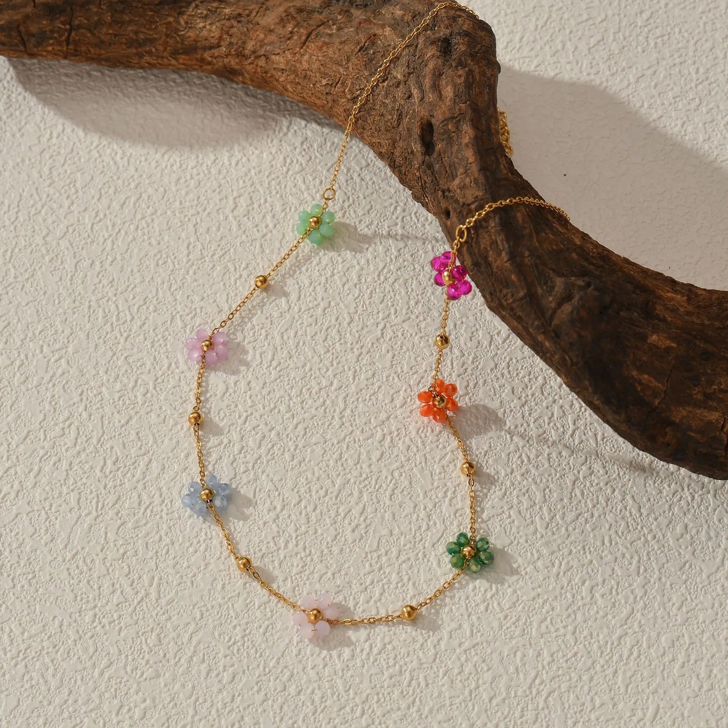 2024 New Colored Artificial Crystal Beaded Flowers Necklace for Women Gold-plated Stainless Steel Waterproof Jewelry Accessories