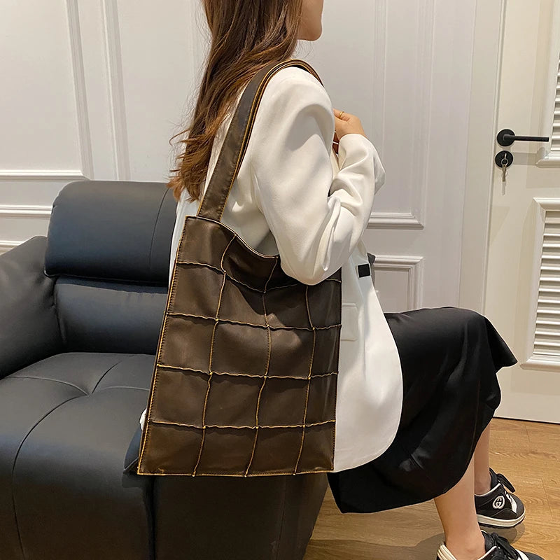 Ladies Handbag Women Vintage Bag Large Capacity Female Bag Brand Designer Plaid Shoulder Bag Soft Leather Top Handle Tote Bags