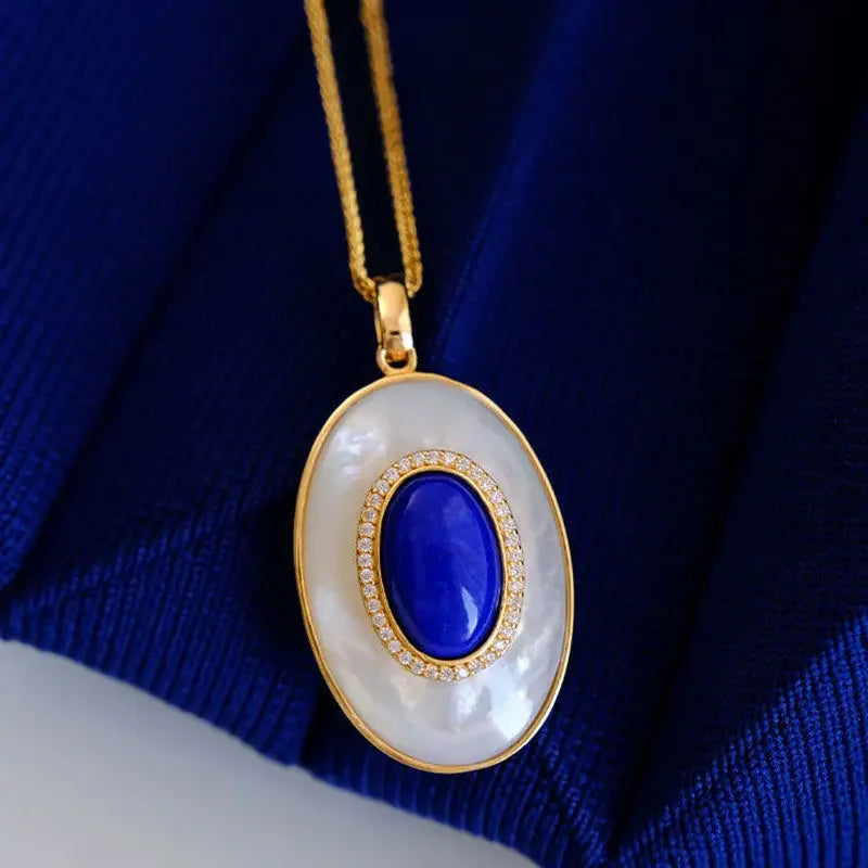 Original retro artificial fritillary inlaid lapis lazuli pendant ladies elegant simple high-end necklace jewelry for girlfriend
