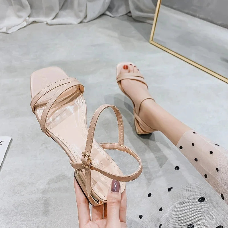 Sandals Ladies Square Heel Elegant Summer Slippers Gladiator Leather Ladies Slippers Fashion Ladies Sandals