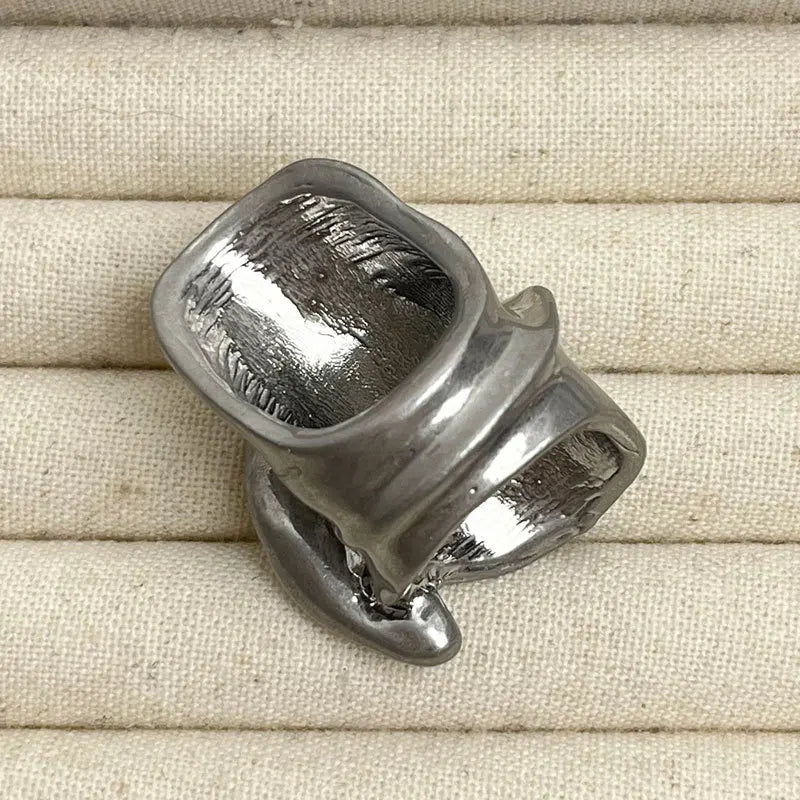 Modern Jewelry European and American Design Big Metal Irregular Rings For Women Party Gifts Exaggerative Accessories Hot Selling
