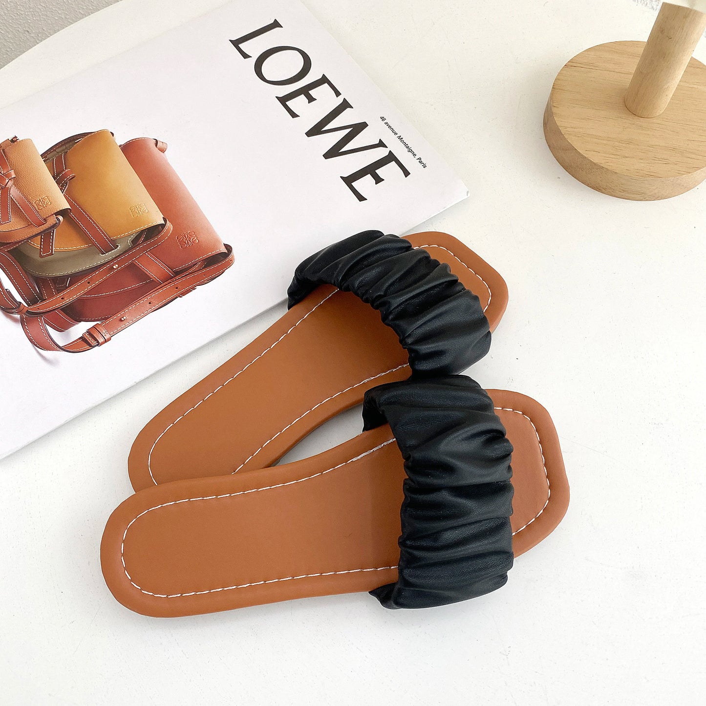 Girl's Slippers Pleated Black White Pu Leather Beach Kids Sliders Flat Summer Square Toe Leisure Slip-on Children Shoes 27-36