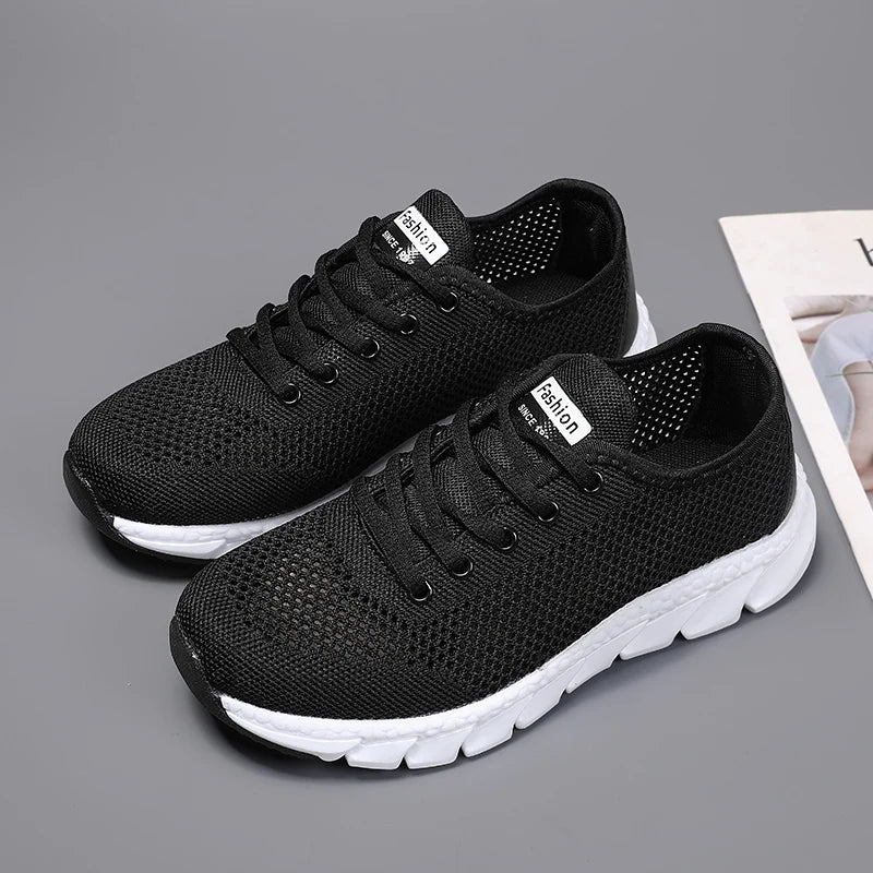 2022 Summer New Ladies Sneakers Breathable Lightweight Outdoor Running Sneakers Ladies Solid Color Tennis Ladies Casual Shoes