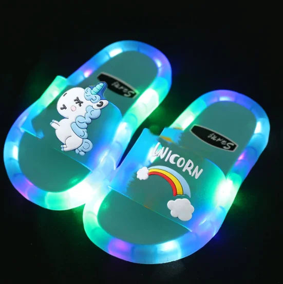 2023 Girl Slippers Children LED Kids Slippers Baby Bathroom Sandals Kids Shoes for Girl Boys Light Up Shoes Toddler