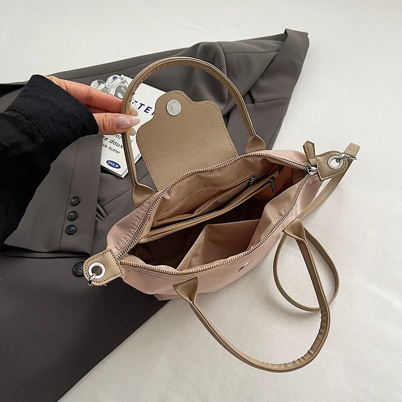 New Fashion Ladies Shoulder Bag, Large Capacity Fashionable And Durable Ladies Crossbody Bag, Ladies Nylon Simple Handbag