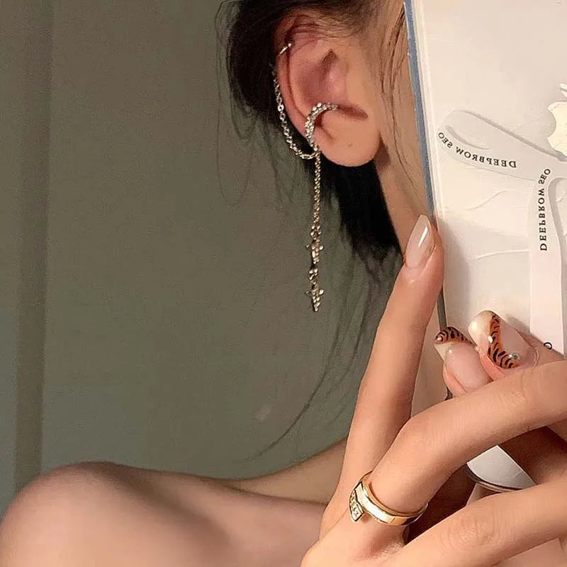 Shiny Silver Color Crystal Tassel Non-Piercing Cuff Ear Clip Earring For Women Rhinestone Star Fake Cartilage Piercing Jewelry
