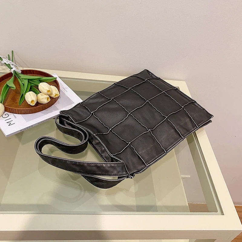 Ladies Handbag Women Vintage Bag Large Capacity Female Bag  Brand Designer Plaid Shoulder Bag Soft Leather Top Handle Tote Bags